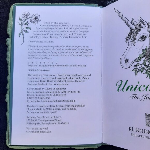 3D Unicorns The Journal 2000 Running Press - Picture 4 of 9